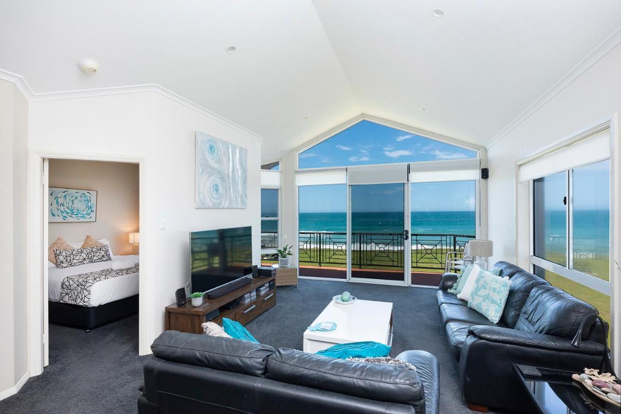Meridian Beachside Apartments オールド・バー エクステリア 写真