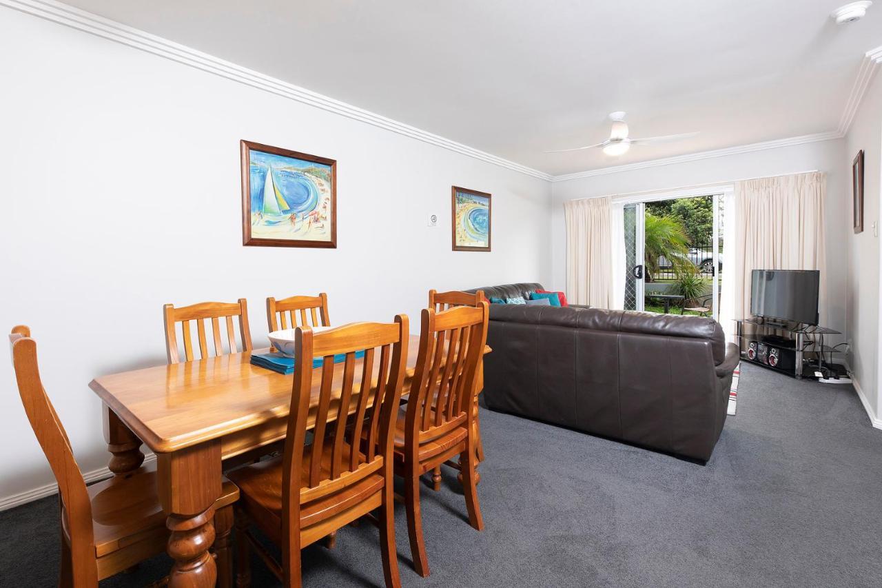 Meridian Beachside Apartments オールド・バー エクステリア 写真