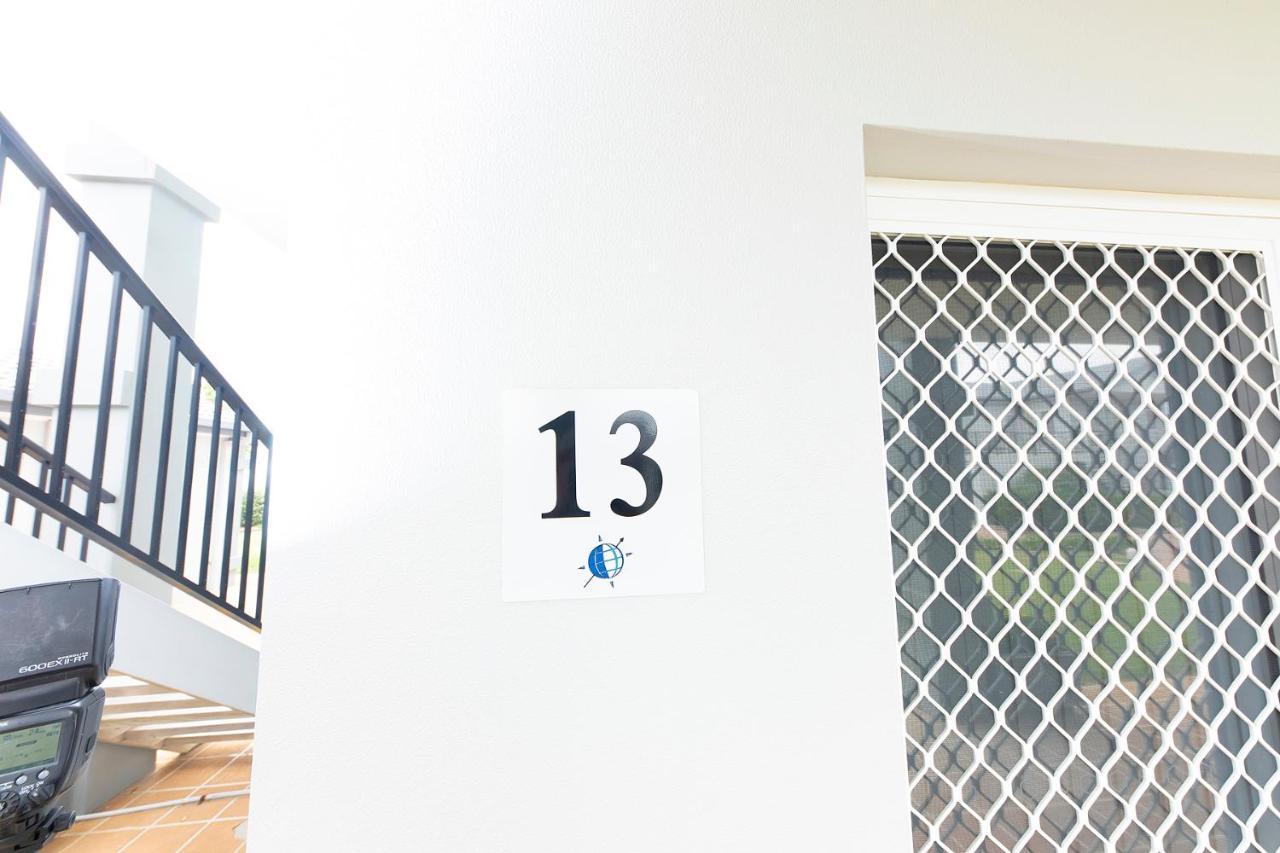 Meridian Beachside Apartments オールド・バー エクステリア 写真