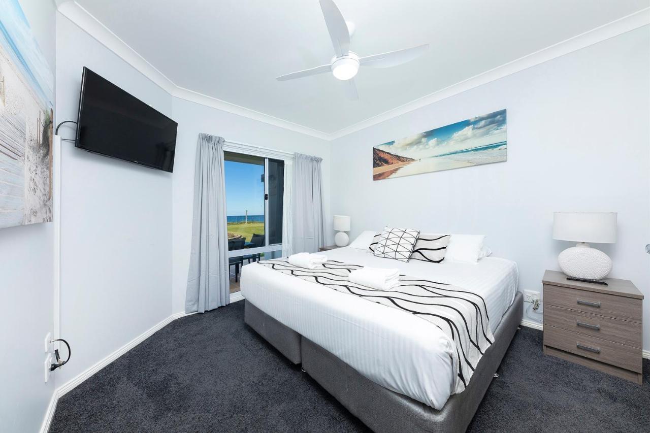 Meridian Beachside Apartments オールド・バー エクステリア 写真