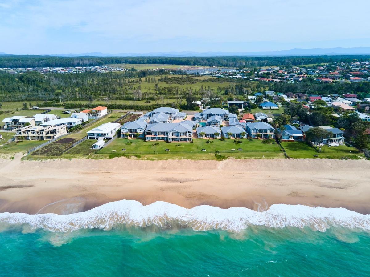 Meridian Beachside Apartments オールド・バー エクステリア 写真