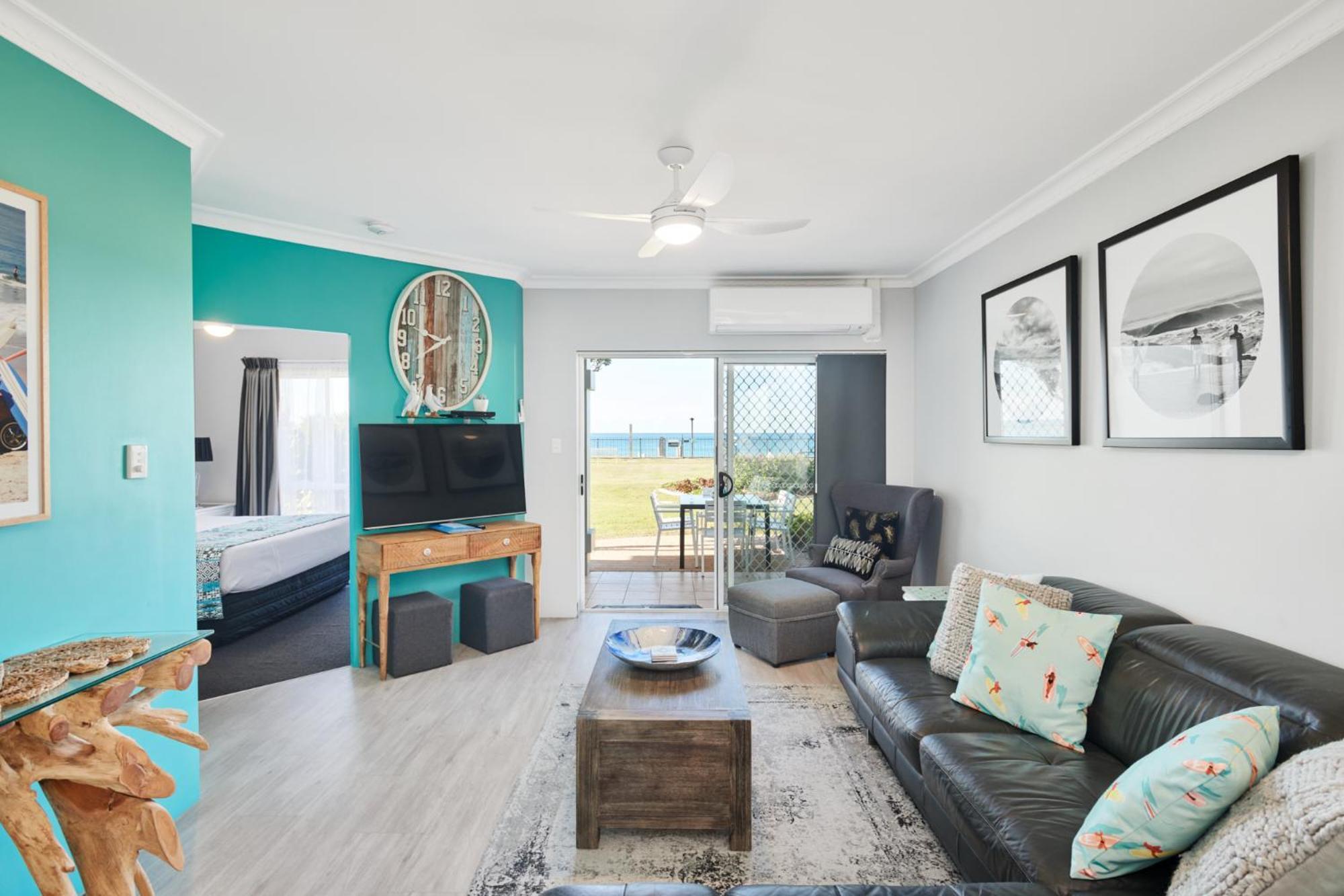 Meridian Beachside Apartments オールド・バー エクステリア 写真